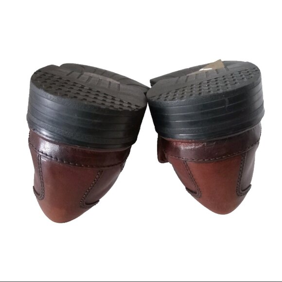 Clarks Men's Brown Leather Slip-on Dress Shoes Size 11M Classic Comfort Loafers - Picture 7 of 9